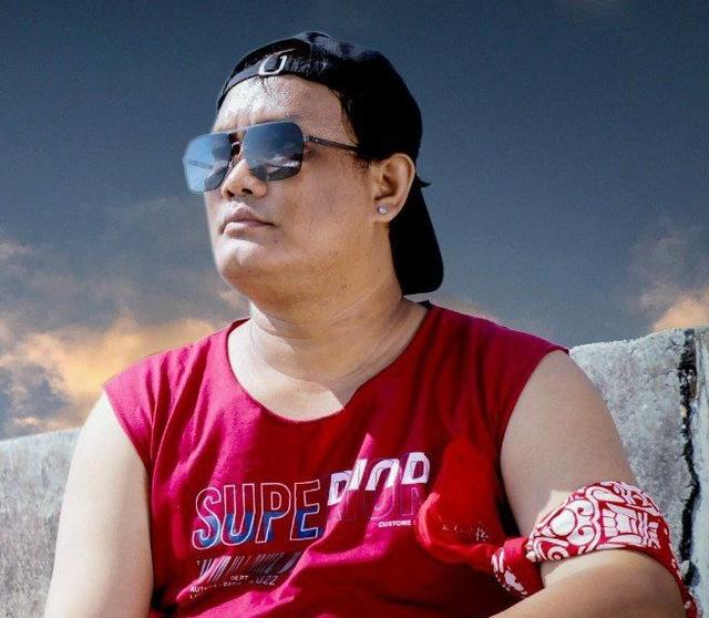 ကိုအေးဇော်